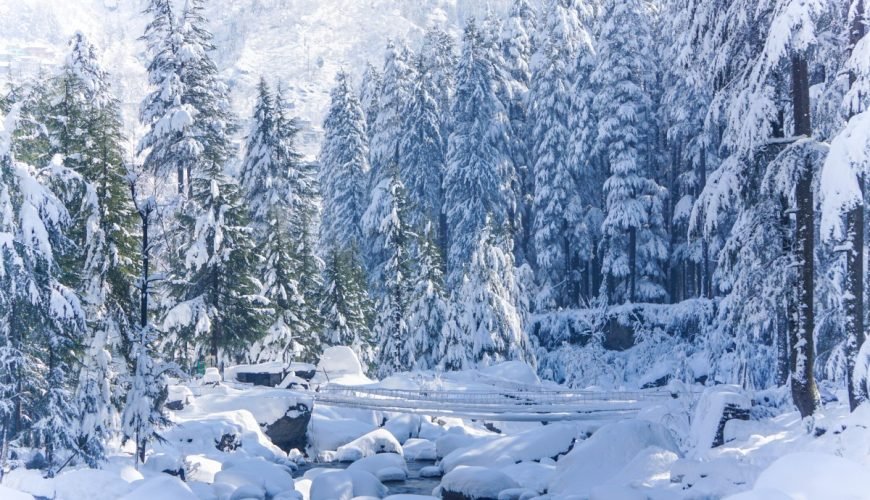 Top 5 Destinations To Watch Snowfall In India