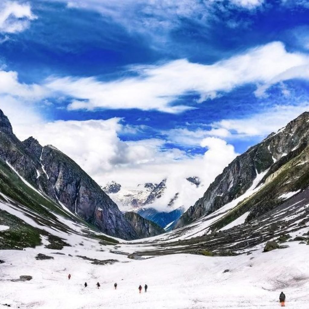 Hampta Pass, shown in Yeh Jawaani hai deewani Movie